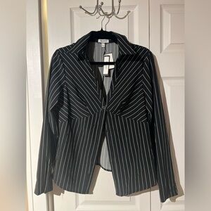 Discreet Black Pinstripe Button-Up Blazer